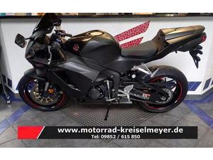 HONDA CBR600RR NEUWERTIGER ZUSTAND AUS 1. HAND MIT
