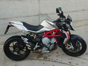 MV AGUSTA BRUTALE 800