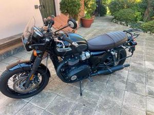 TRIUMPH BONNEVILLE - 2023