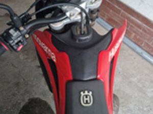 MOTARD HUSQUARNA 125 SM 2T