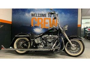 VENDO HARLEY-DAVIDSON 1690 DELUXE (2016 - 17) - FLSTN USATA A GAZZADA SCHIANNO (CODICE 9831021) - MOTO.IT