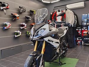 BMW S 1000 XR AKRAPOVIC. FULL →