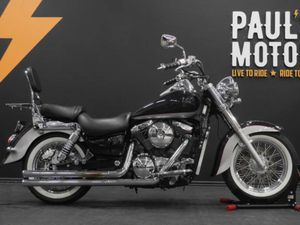 KAWASAKI VULCAN 1500 CLASSIC • 2001