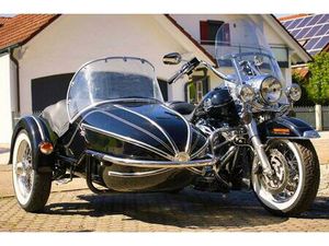 HARLEY-DAVIDSON FLHRC ROAD KING CLASSIC GESPANN