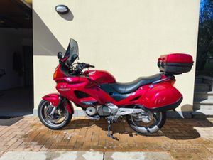 HONDA NTV650 DEUVILLE