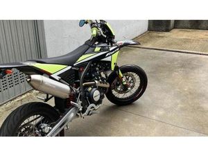 VENDO FANTIC MOTOR XMF 125 MOTARD PERFORMANCE 4T (2021 - 22) USATA A RHO (CODICE 9831097) - MOTO.IT