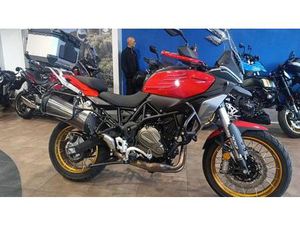 VENDO QJ MOTOR SRT 700 SX (2025) USATA A CONEGLIANO (CODICE 9830549) - MOTO.IT