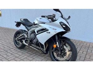 VENDO TRIUMPH DAYTONA 660 (2024 - 25) USATA A ANZANO DEL PARCO (CODICE 9831597) - MOTO.IT