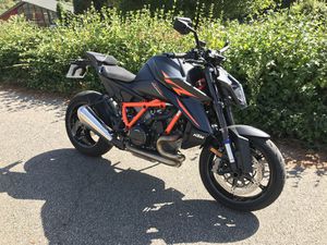 KTM 1390 SUPER DUKE R EVO