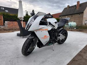 KTM RC8