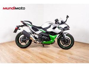 KAWASAKI NINJA 7 HYBRID - 2024