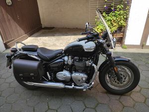 TRIUMPH BONNEVILLE SPEEDMASTER