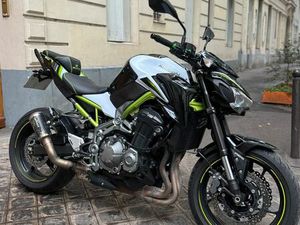 KAWASAKI Z 900