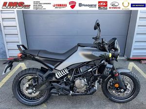 HUSQVARNA SVARTPILEN 125 ABS 2025