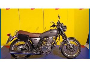 VENDO YAMAHA SR 400 (2013 - 17) USATA A SAN GIORGIO IN BOSCO (CODICE 9832205) - MOTO.IT