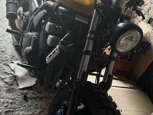 CAFÉ RACER 650 BASE YAMAHA