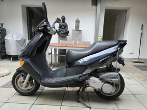 APRILIA LEONARDO 125