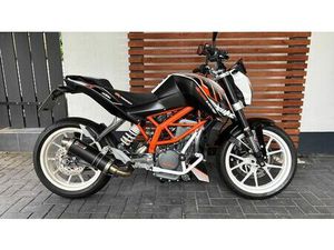KTM DUKE 390, MIVV, WENIG KM, TIEFER, STURZBÜGEL.