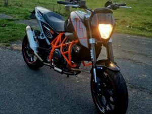 KTM DUKE 690 | A2 / A | SCHECKHEFT GEPFLEGT