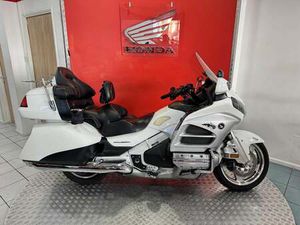 USED HONDA GL1800 GOLD WING FOR SALE IN SURREY
