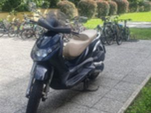 BEVERLY 400 CC PIAGGIO NERO ANNO 2006