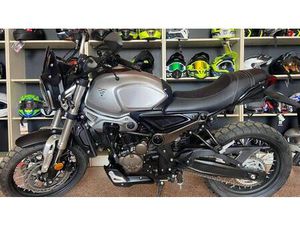 VENDO VOGE TROFEO 300ACX SCRAMBLER (2021 - 25) USATA A ALESSANO (CODICE 9832583) - MOTO.IT