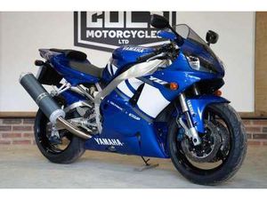 2001 YAMAHA YZF R1 5JJ, ONLY 3,600 MILES FROM NEW