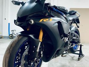 YAMAHA R1 RN32 -OHLINS TTX KIELCE