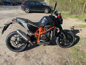 KTM DUKE 690 ORIGINALZUSTAND 2.HD. SERVICE NEU