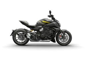 2026 DUCATI DIAVEL V4 ROADSTER