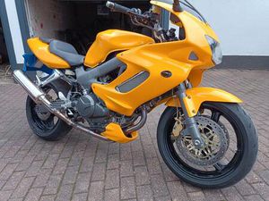 HONDA VTR 1000 F SC36