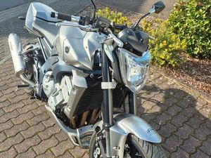 YAMAHA FZ1