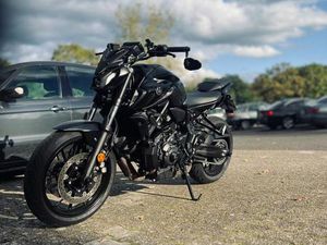 YAMAHA MT-07 2024 | A2 | 2.678 KM | TOP + VIELE EXTRAS