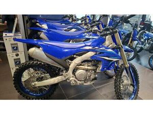 VENDO YAMAHA YZ 450 F (2026) NUOVA A LEGNANO (CODICE 9832346) - MOTO.IT