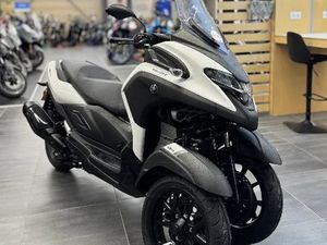 YAMAHA TRICITY 300 2025