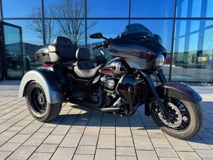 HARLEY-DAVIDSON TRI GLIDE ULTRA / FLHTCUTG 114 / 2024 TRIKE 8KM