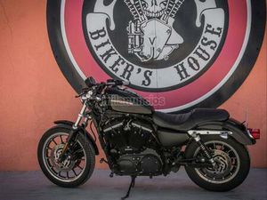 HARLEY DAVIDSON - SPORTSTER 883R
