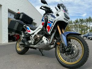 2024 HONDA AFRICA TWIN ADVENTURE SPORTS ES