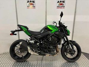 KAWASAKI Z 900 ABS GROEN