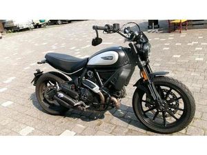 DUCATI SCRAMBLER 800 ICON DARK *TOP ZUBEHÖR*