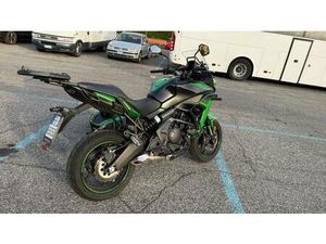 VENDO KAWASAKI VERSYS 650 (2021 - 24) USATA A CIAMPINO (CODICE 9833415) - MOTO.IT