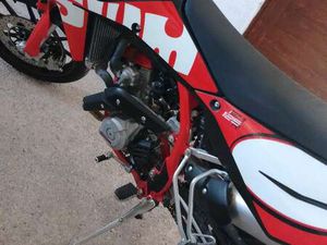 SWM RS 125 R ROSSO
