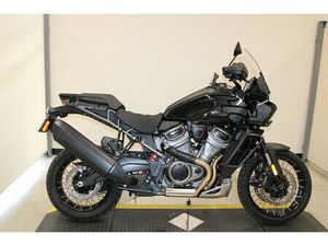 2025 PAN AMERICA® 1250 SPECIAL