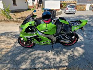 KAWASAKI ZX9R . 2003 MODEL E/F