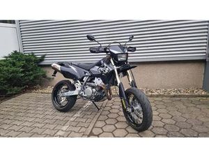 SUZUKI DR-Z400 SM SUPERMOTO
