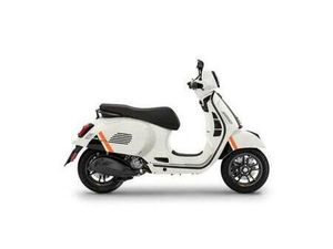 VENDO VESPA GTS 300 SUPER SPORT (2023 - 24) NUOVA A BEINASCO (CODICE 9833308) - MOTO.IT