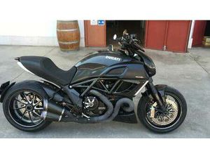 DUCATI DIAVEL CARBON NERO