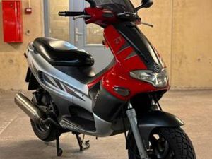 GILERA RUNNER 200CC VXR SP PRO (GEEN 125CC/172CC/180CC/218) — SCOOTERS | PIAGGIO — MARKTPLAATS