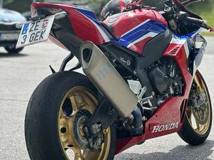 HONDA CBR 1000 RR-R SP TRICOLORE
