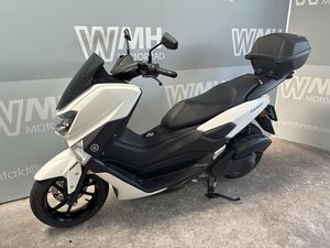 YAMAHA NMAX 125